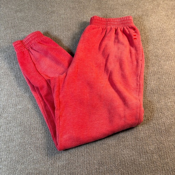 Victoria's Secret Red Joggers 1446 - Picture 5 of 5